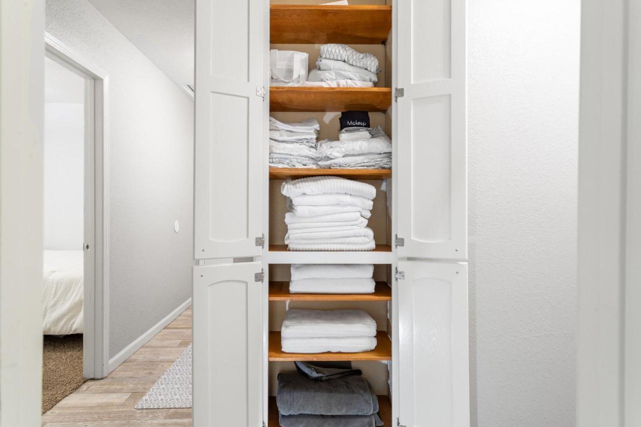 Home Vest Lancaster Eksteriør billede